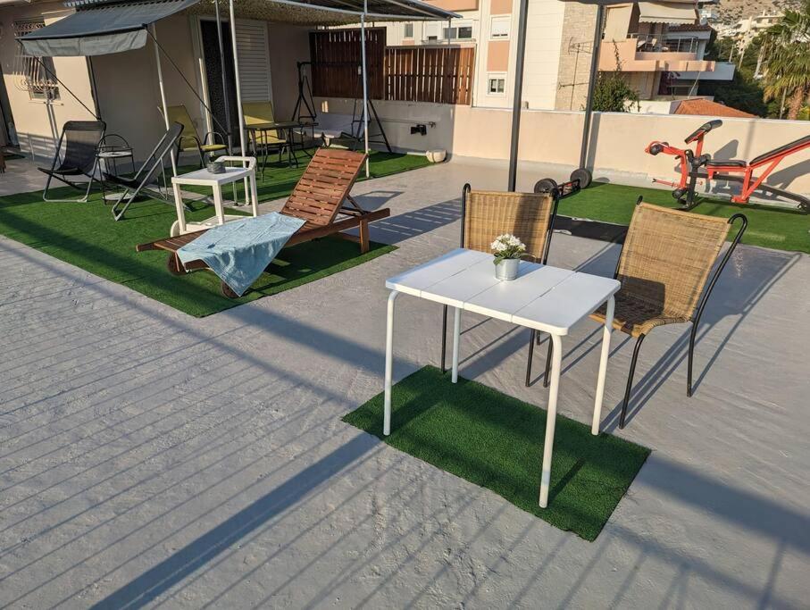 Apartment Sunny Terrace In Glyfada *